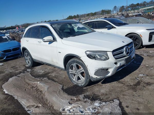 2019 MERCEDES-BENZ GLC 350E 4MATIC
