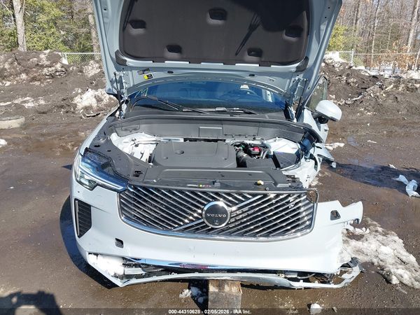 2026 VOLVO XC90