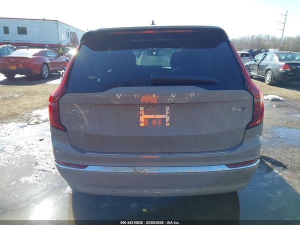 2026 VOLVO XC90