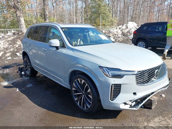 2026 VOLVO XC90