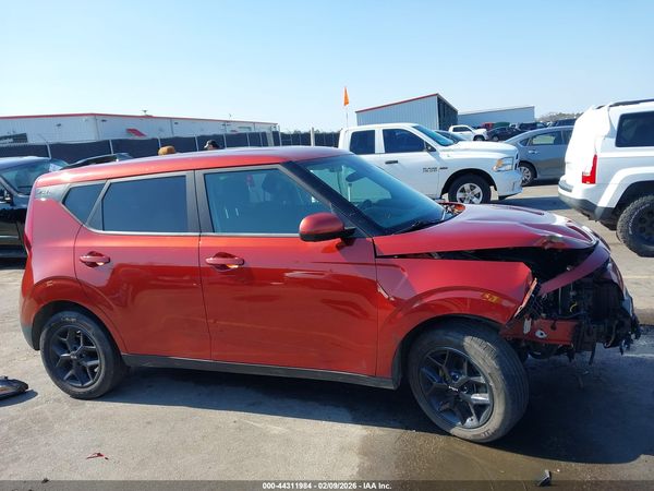 2022 KIA SOUL LX
