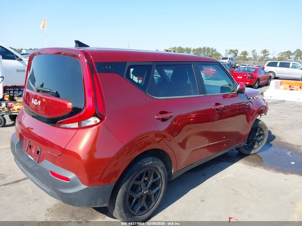 2022 KIA SOUL LX