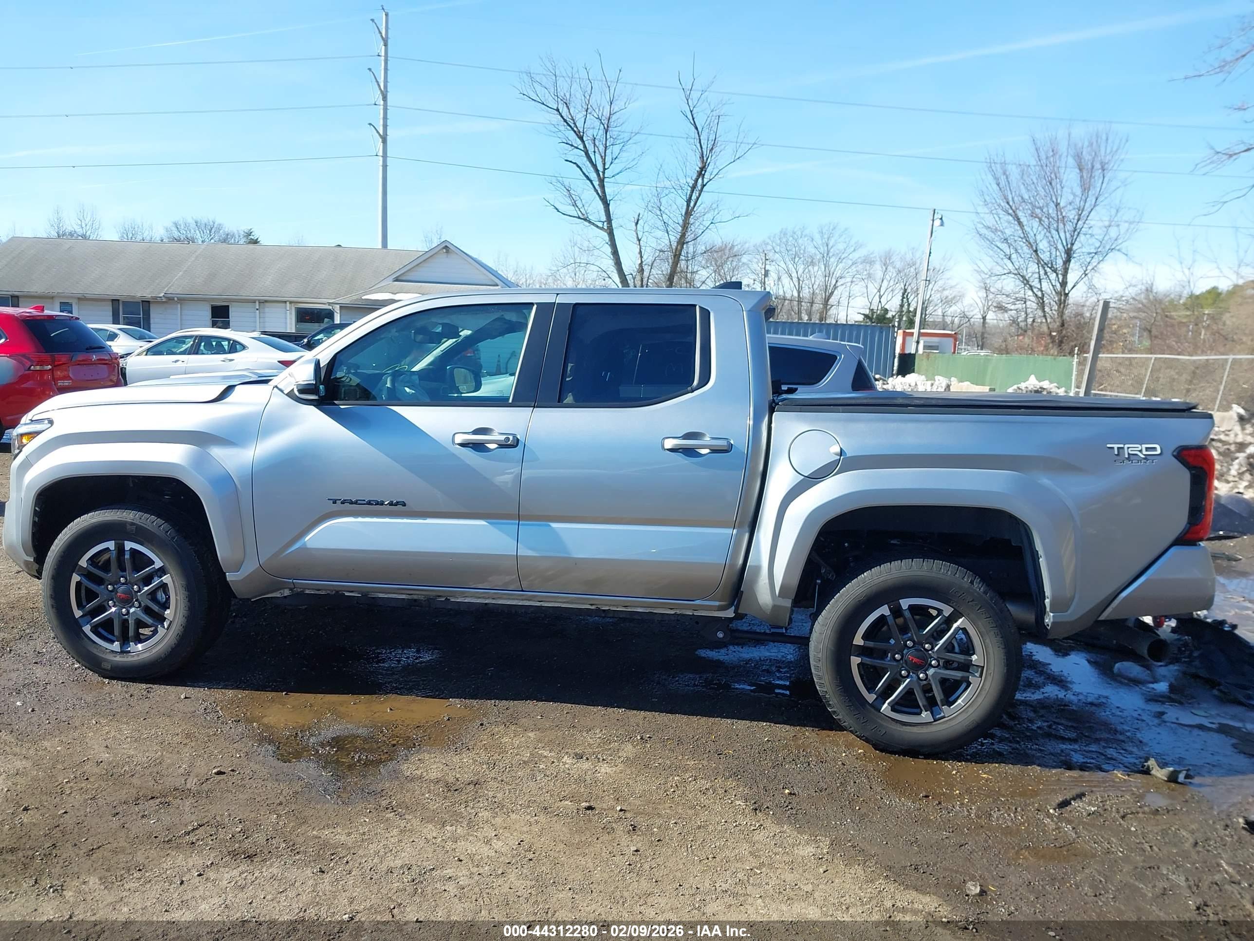 2025 TOYOTA TACOMA TRD SPORT