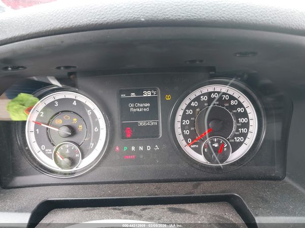 2022 RAM 1500 CLASSIC TRADESMAN  4X4 6'4 BOX