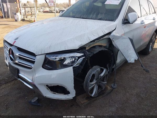 2018 MERCEDES-BENZ GLC 300 4MATIC