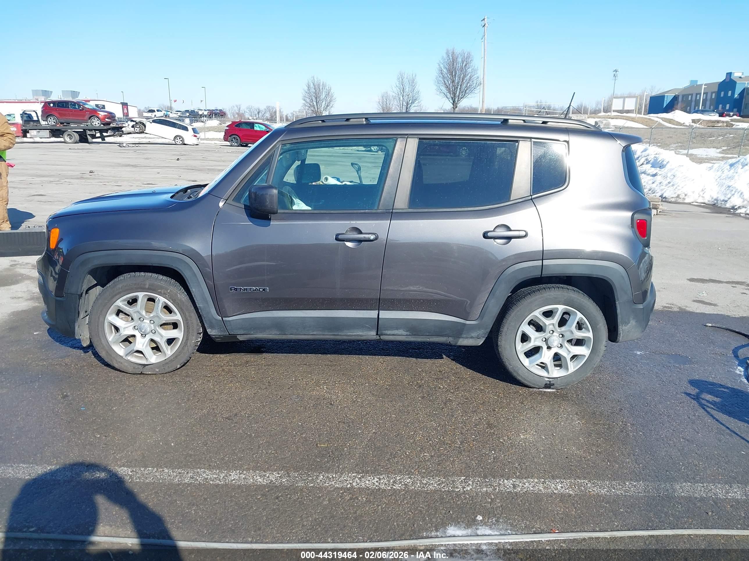 2018 JEEP RENEGADE LATITUDE 4X2