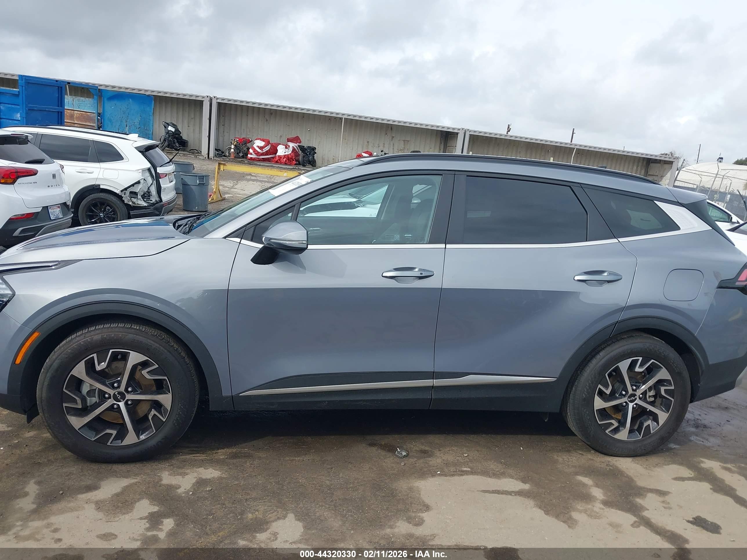 2025 KIA SPORTAGE EX