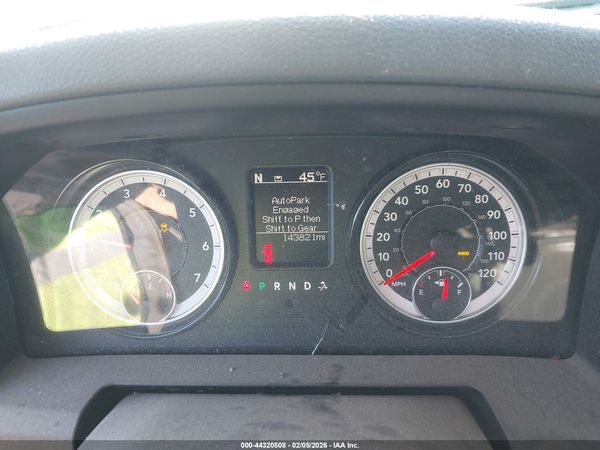 2018 RAM 1500 EXPRESS  4X4 6'4 BOX — I7