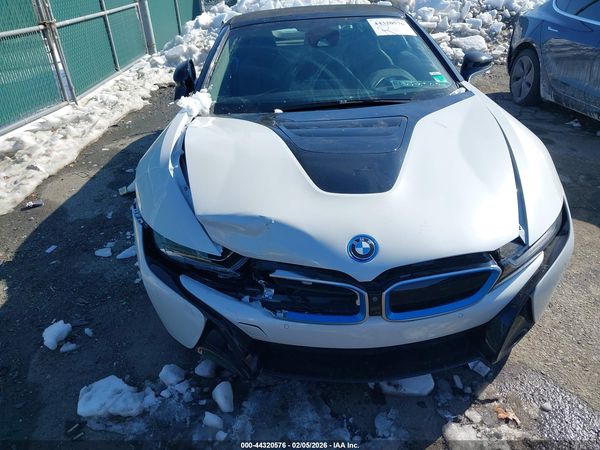 2019 BMW I8
