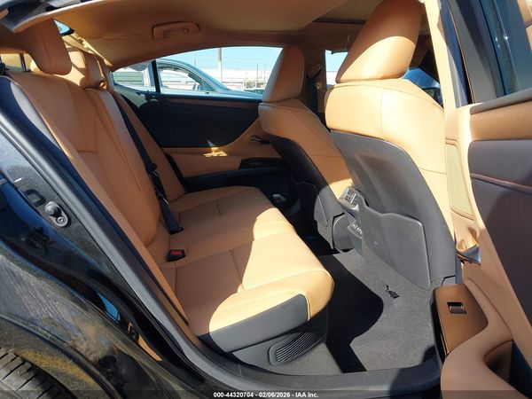 2025 LEXUS ES 300H 300h Premium
