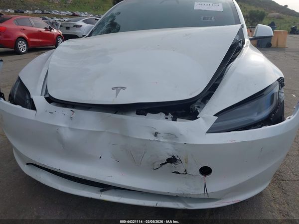 2025 TESLA MODEL 3