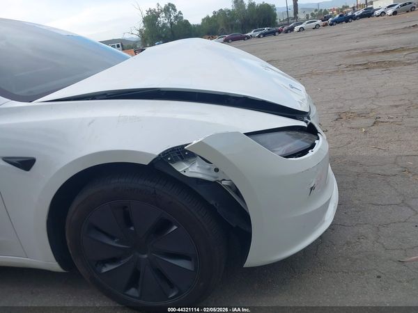 2025 TESLA MODEL 3