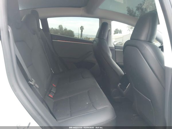 2025 TESLA MODEL 3