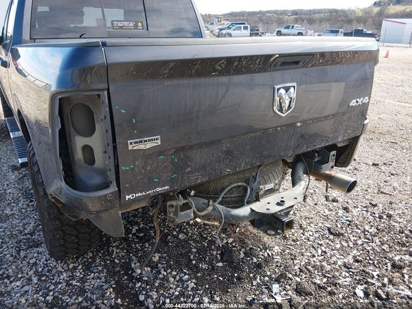2018 RAM 1500 LARAMIE  4X4 5'7 BOX
