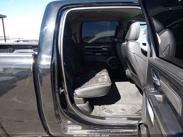 2022 RAM 1500 LARAMIE  4X4 6'4 BOX