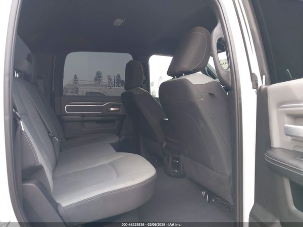 2022 RAM 2500 BIG HORN  4X4 6'4 BOX