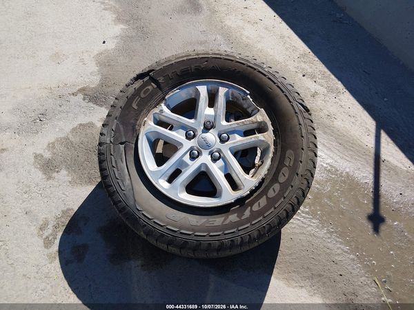 2023 JEEP GRAND CHEROKEE LAREDO 4X4 — I13