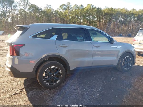 2024 KIA SORENTO S