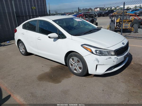 2017 KIA FORTE LX