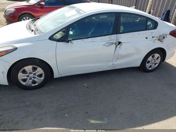 2017 KIA FORTE LX