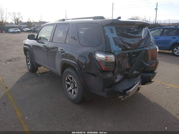2024 TOYOTA 4RUNNER TRD OFF ROAD PREMIUM