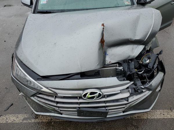 2019 HYUNDAI ELANTRA