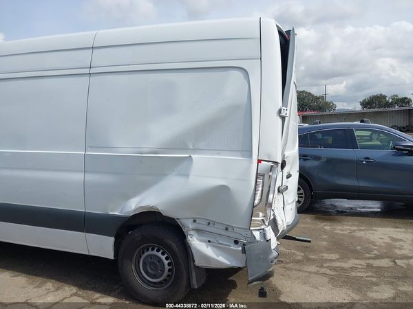 2023 MERCEDES-BENZ SPRINTER 2500
