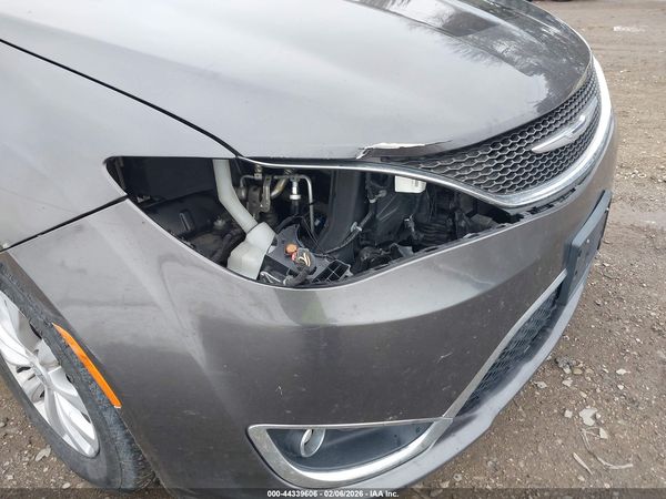 2017 CHRYSLER PACIFICA TOURING-L — I6