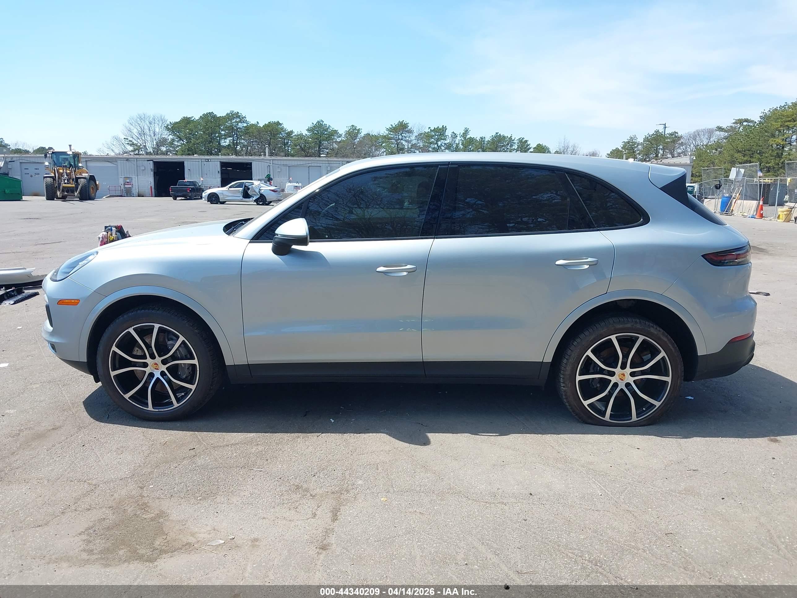 2023 PORSCHE CAYENNE PLATINUM EDITION