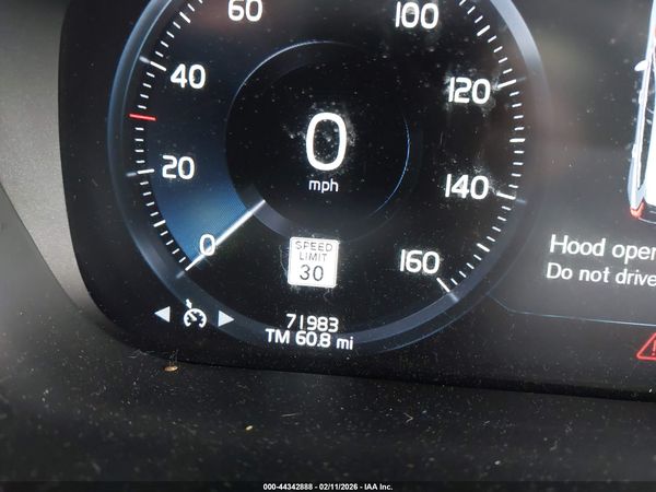 2019 VOLVO XC60 T5 INSCRIPTION