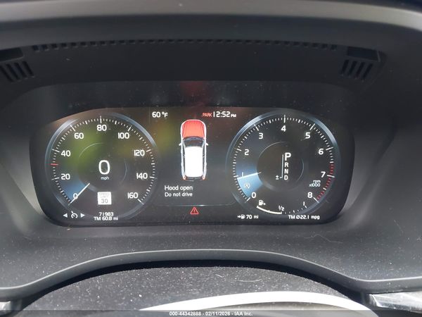2019 VOLVO XC60 T5 INSCRIPTION