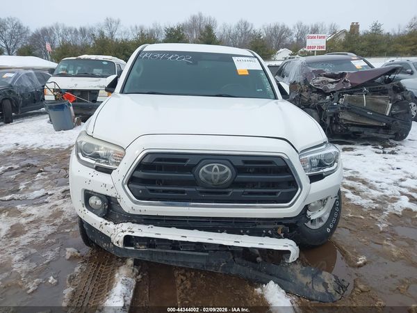 2018 TOYOTA TACOMA SR5 V6