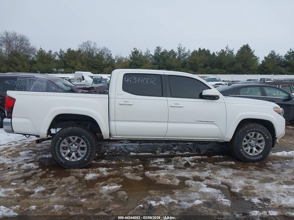 2018 TOYOTA TACOMA SR5 V6