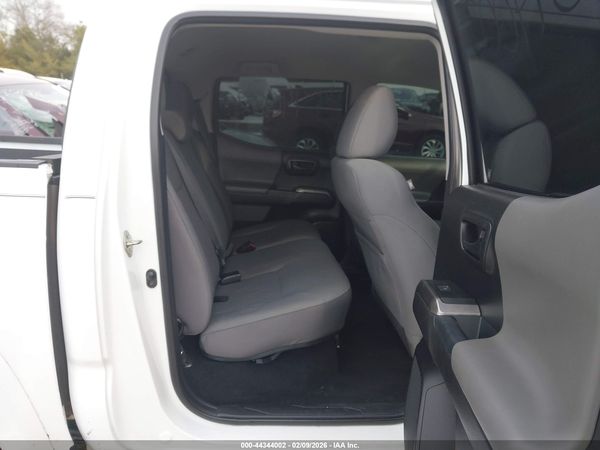 2018 TOYOTA TACOMA SR5 V6