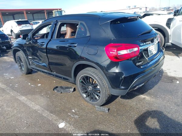 2020 MERCEDES-BENZ GLA 250 4MATIC