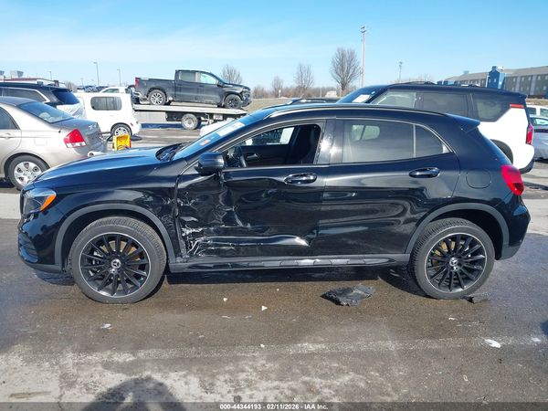 2020 MERCEDES-BENZ GLA 250 4MATIC