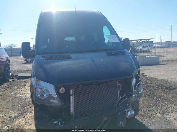 2018 MERCEDES-BENZ SPRINTER 2500 STANDARD ROOF V6