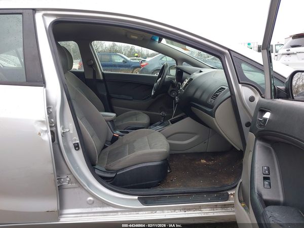 2016 KIA FORTE LX