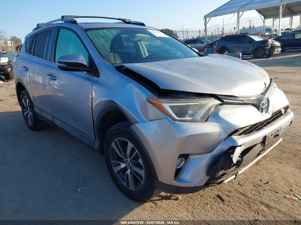 2016 TOYOTA RAV4 XLE