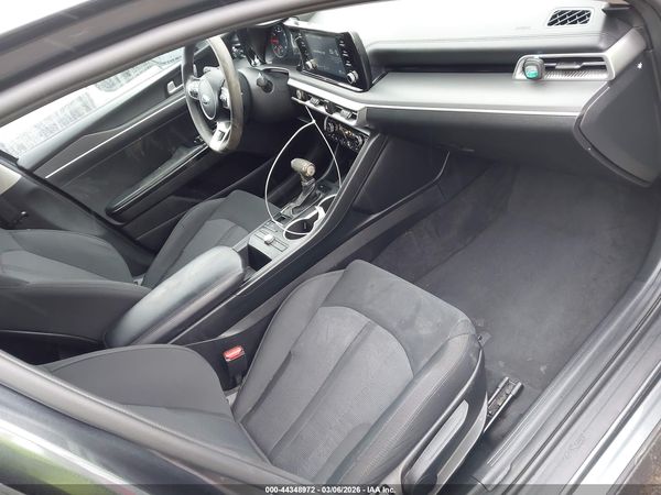 2021 KIA K5 LXS