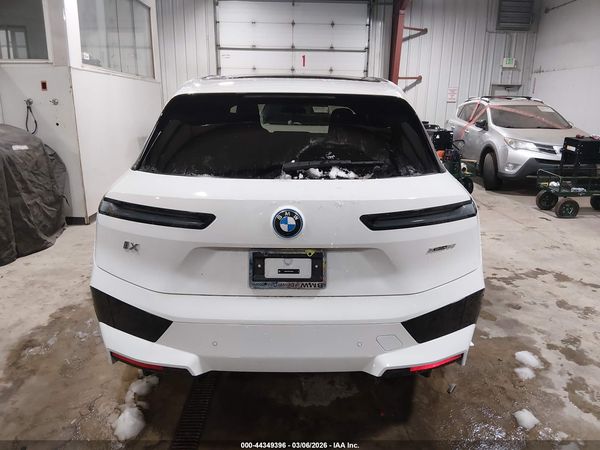 2025 BMW IX XDRIVE50