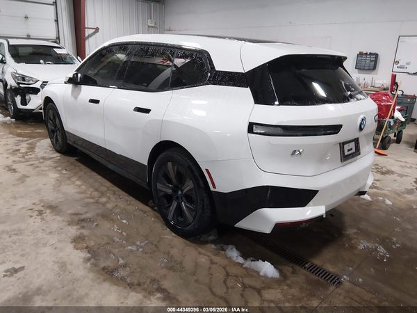2025 BMW IX XDRIVE50