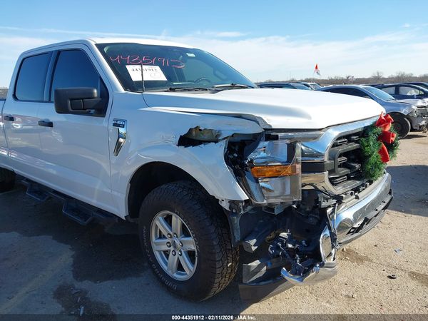 2023 FORD F-150 XLT