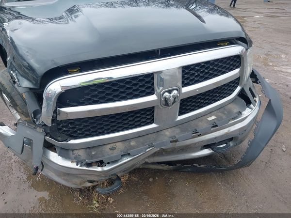 2017 RAM 1500 TRADESMAN  4X4 6'4 BOX