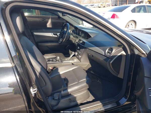 2013 MERCEDES-BENZ C 250 SPORT