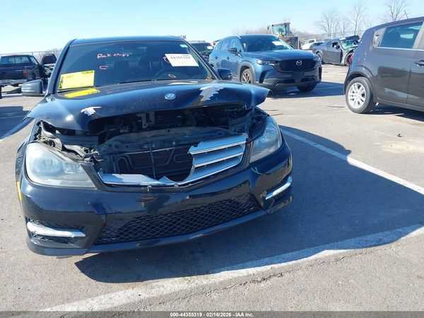 2013 MERCEDES-BENZ C 250 SPORT