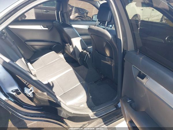2013 MERCEDES-BENZ C 250 SPORT