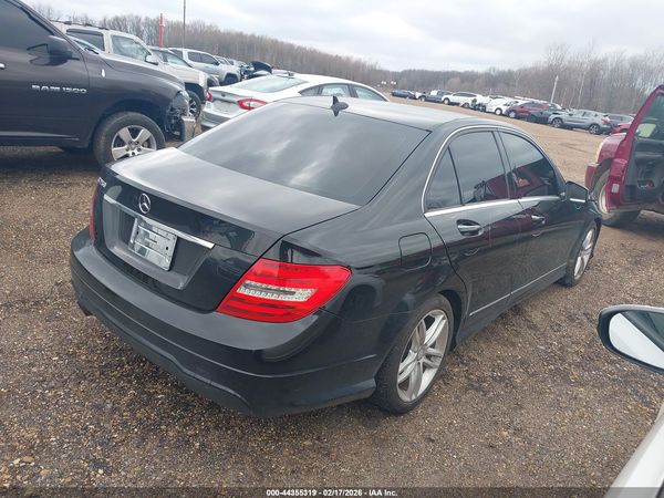 2013 MERCEDES-BENZ C 250 SPORT
