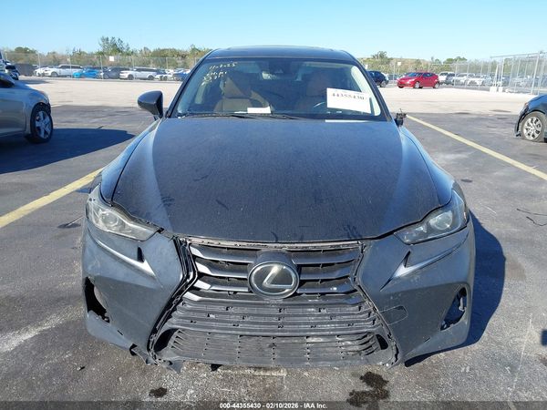 2017 LEXUS IS 200T