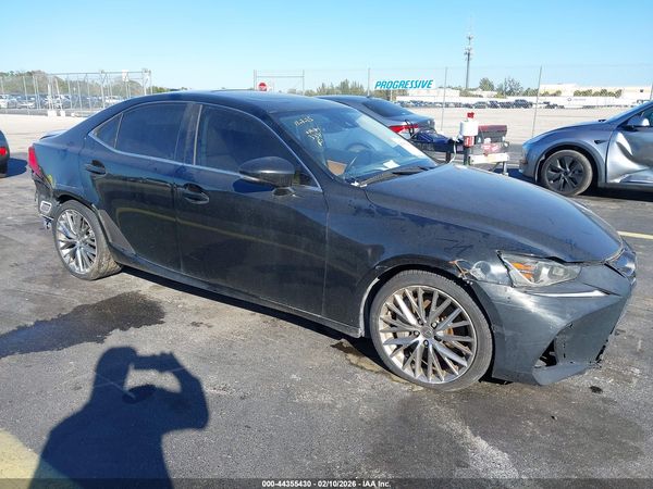 2017 LEXUS IS 200T